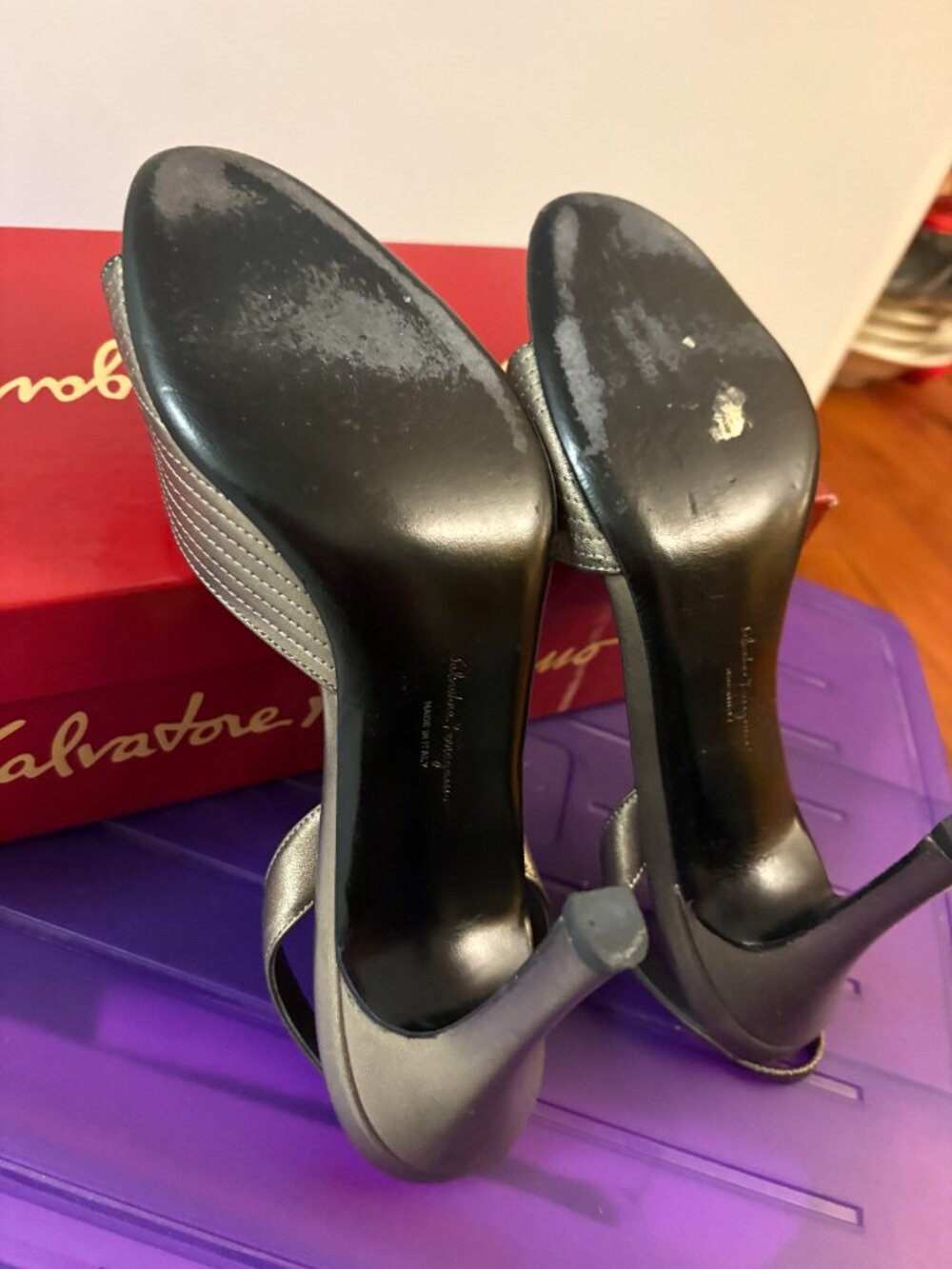 Salvatore Ferragamo Sheffield Metallic Slingback Sandals 8.5B - Picture 8 of 11